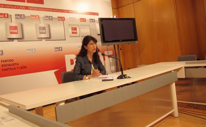 Ana Redondo Durante Su Rueda De Prensa.