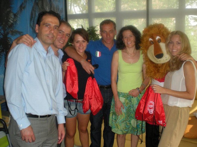  Unilever Y El Corte Inglés Les Ponen Una Sonrisa A Los Niños Hospitalizados