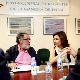 García Con La Junta Central De Regantes