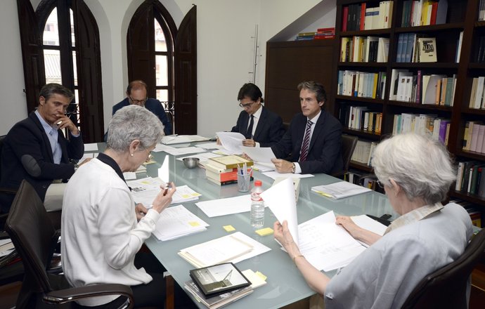 Reunión Del Patronato