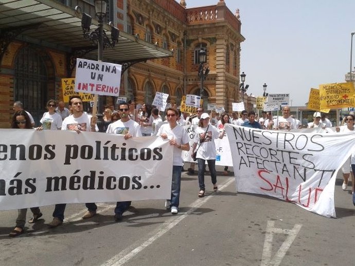 Protesta De Médicos Del Hospital De Poniente 