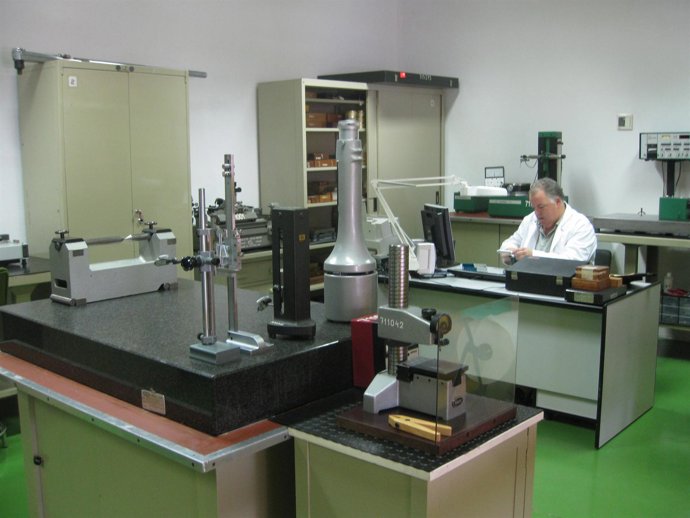 Científico En Cetemet