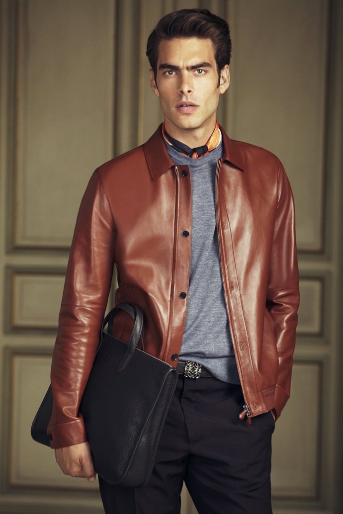 Jon Kortajarena para Loewe 