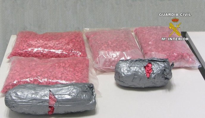 Pastillas De Éxtasis Halladas En Un Vehículo 