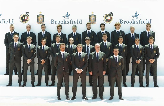 La Selección Española vestida con su traje de Brooksfield
