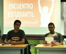 Portavoces Del Colectivo De Estudiantes