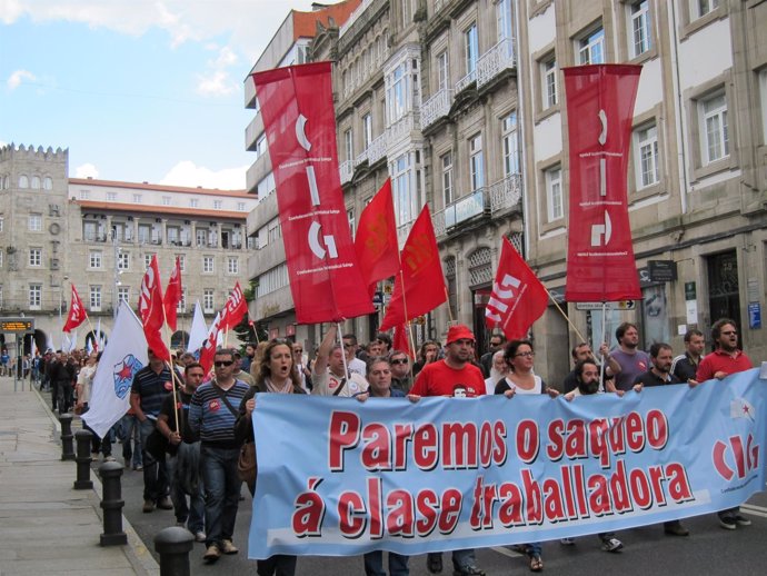 Manifestación De La CIG En Santiago Contra El Rescate Bancario