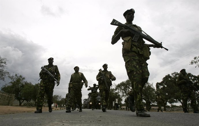 Soldados Del Ejército De Kenia
