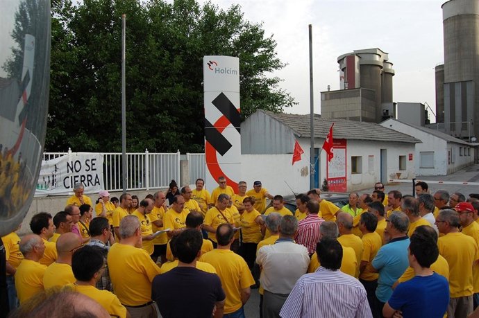 Huelga En Holcim