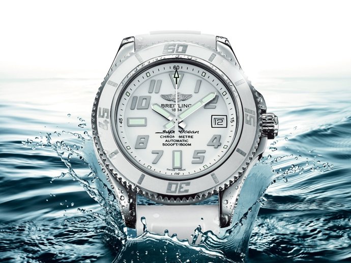 Reloj blanco superocean 42 white water