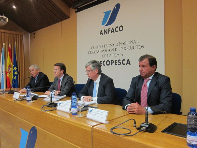 El presidente de la Xunta visita Anfaco en Vigo