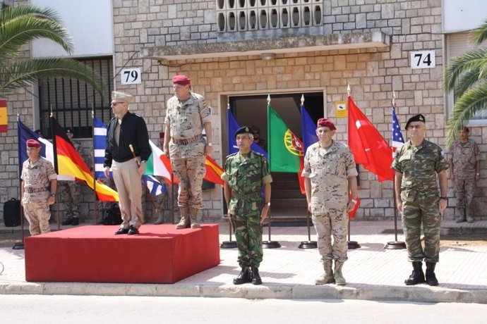 Visita Del Jefe Del Mando Aliado De La OTAN Para Las Operaciones A Bétera