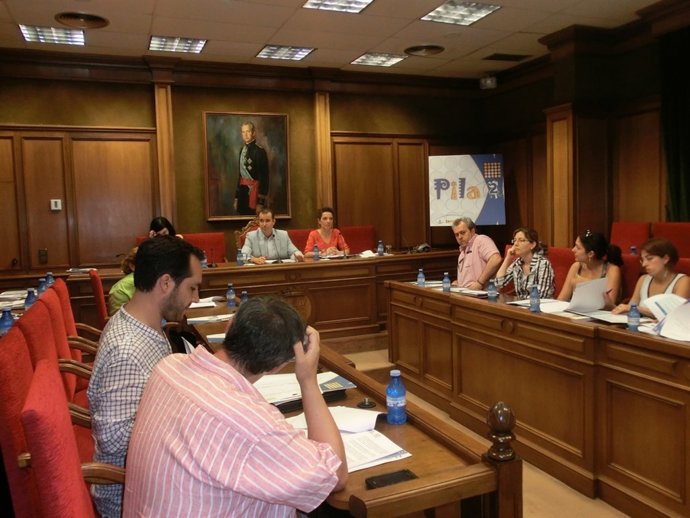 Reunión Del Pacto Local Por El Empleo 
