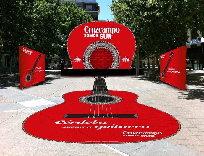 Boceto De La Escenografia De La Guitarra Interactiva Gigante