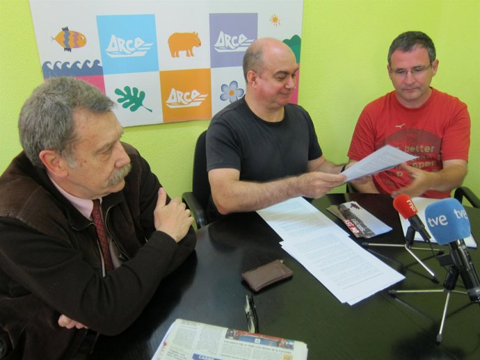 Carlos García, en el centro