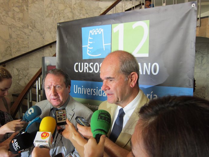 Chaves, En Declaraciones A Los Medios En Almería