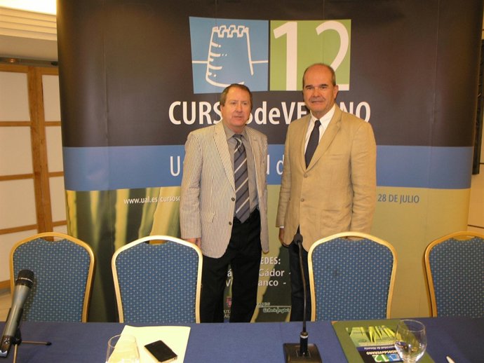 Cano Bueso Y Chaves, En Un Curso De Verano De La UAL         