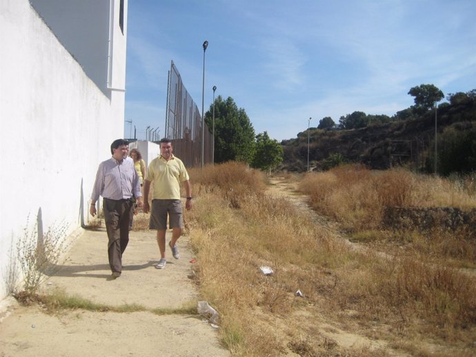 El portavoz del grupo municipal socialista en Huelva, Gabriel Cruz, en Conquero.