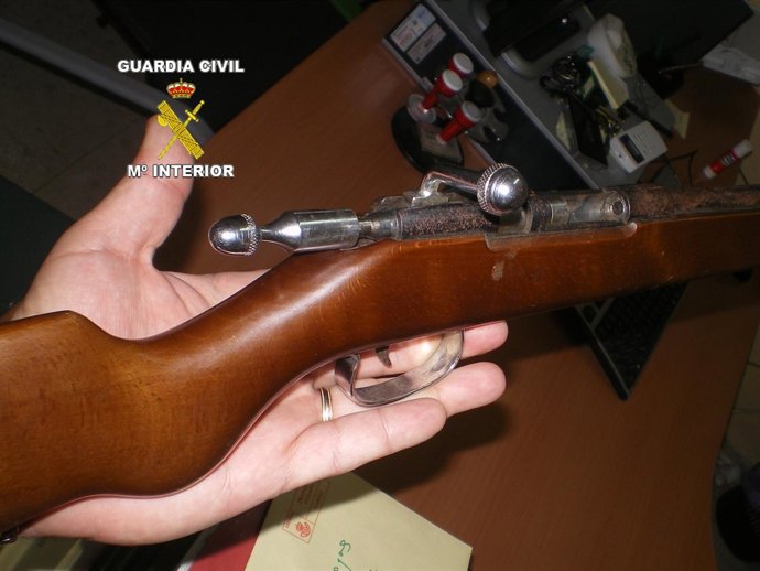 Carabina incautada en la operación