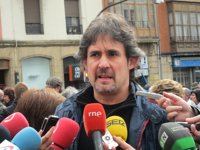 Urizar cree que EHBildu "ha acertado" al elegir a Mintegi y recuerda que "tan importante" como ella es el programa