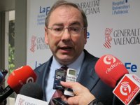 Rosado dice que la huelga de los farmacéuticos "no influye en que el pago se realice antes o después"