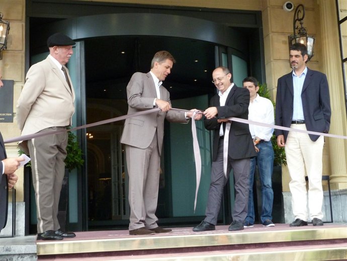 Juan Karlos Izagirre en la reapertura del Hotel Maria Cristina