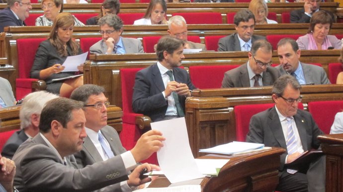 J.M.Pelegrí, L.Recoder Y A.Mas, En El Parlament