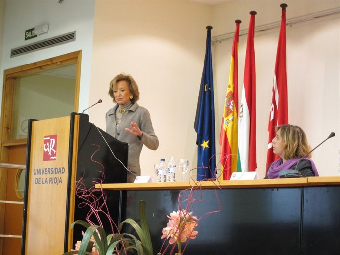 María Teresa Fernández De La Vega En La UR