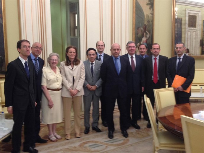 Wert se reúne con la patronal de educación