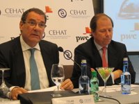 Los hoteleros favorables al proyecto Eurovegas "si cumple con la ley"