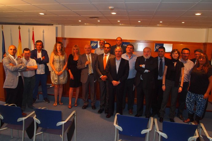 Creación de la Plataforma contra el Intrusismo        