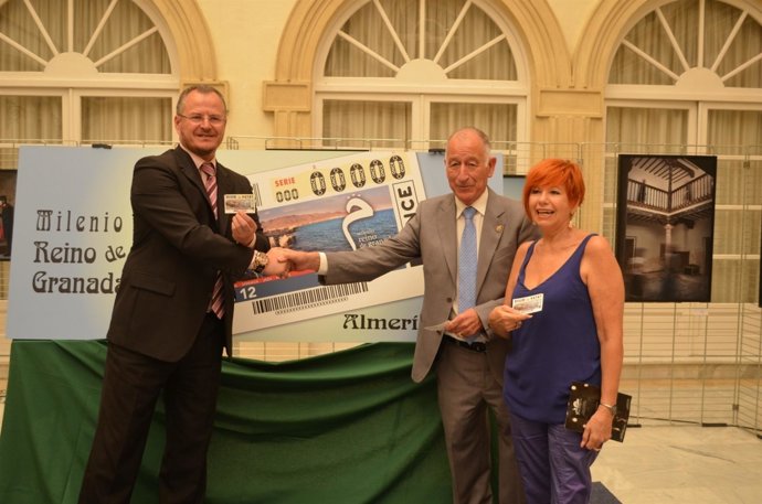 Presentación Del Cupón De La ONCE Dedicado A Almería En La Serie Del Milenio