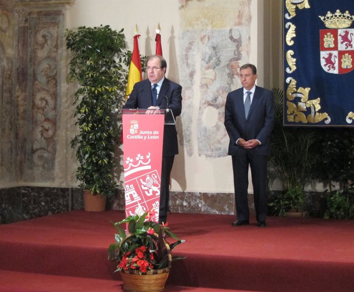 Herrera tras presidir la toma de posesión de los presidentes 