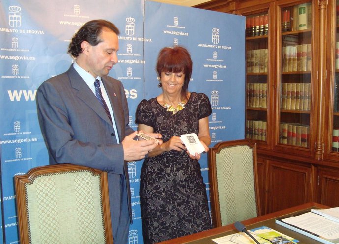 Arahuetes, en la rueda de prensa