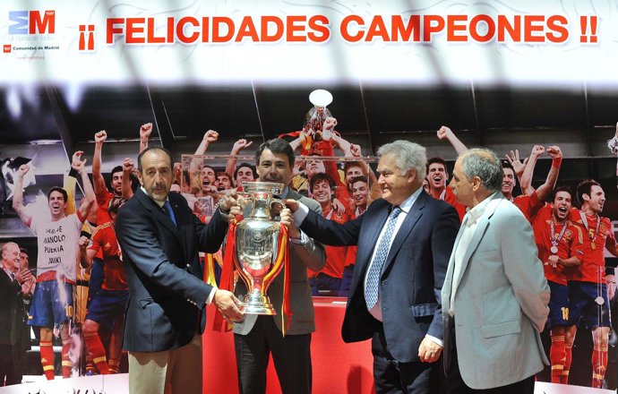 González con la Eurocopa                