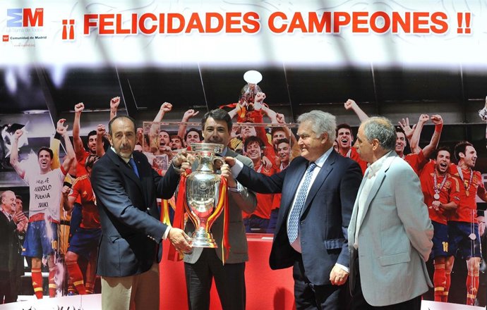 González con la Eurocopa                