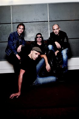 Imagen De Los Enemigos Remitida Por La Feria De Julio.