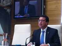 El Parlamento de Extremadura modificará su reglamento para declarar julio como mes hábil