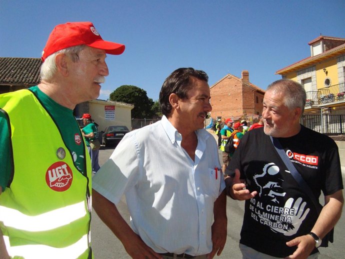 Grande (c), entre Pino (d) y Rodríguez Braga