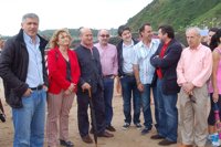 El PP apoya a los vecinos de Carreño y se compromete a ser "reivindicativo" con el Principado