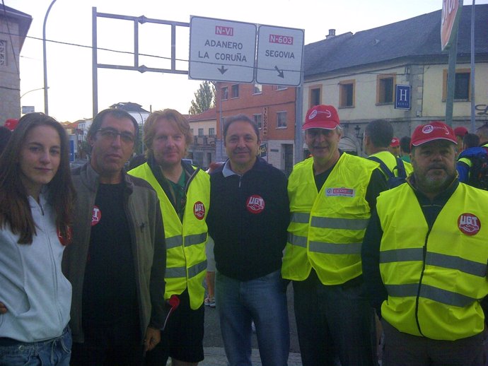 Representantes del PSOE, con la 'Marcha Negra'