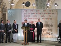 Feijóo muestra su "inmensa gratitud" por la devolución del Códice, "parte del alma gallega que estaba secuestrada"