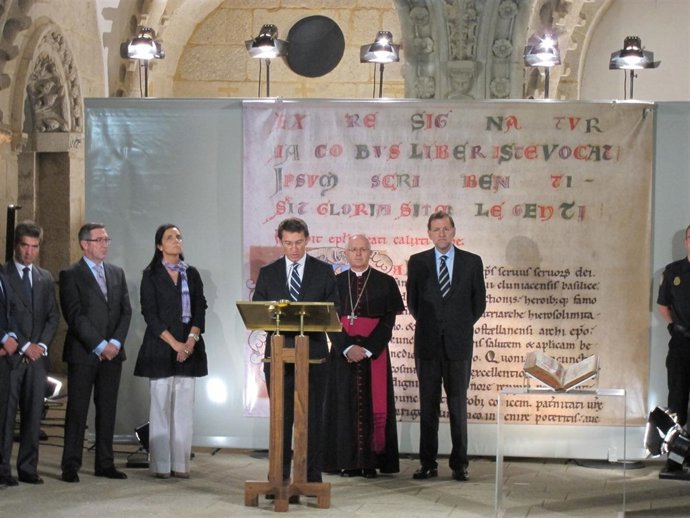 El Presidente De La Xunta, Alberto Núñez Feijóo, En La Entrega Del Códice