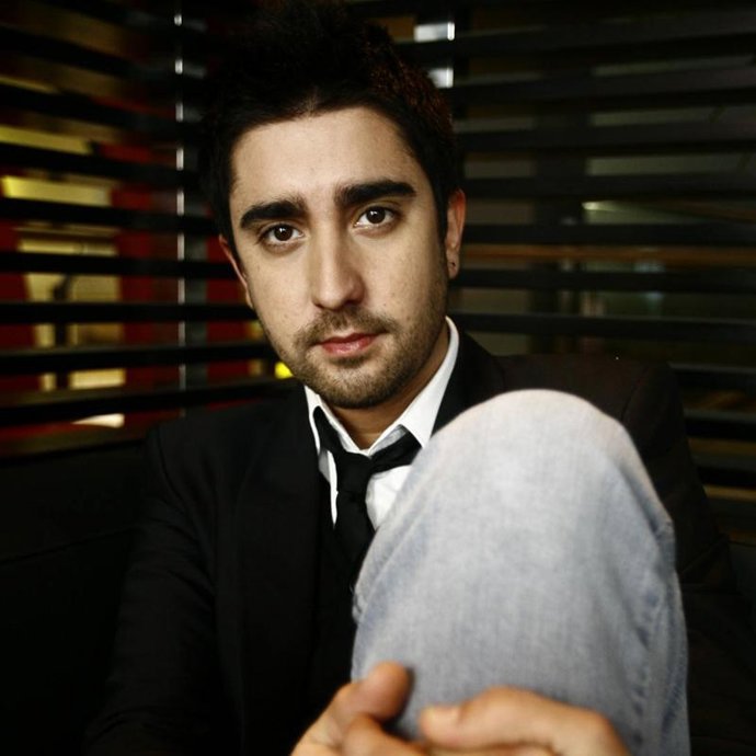 El cantante Alex Ubago presenta su último disco 'Calle ilusión'