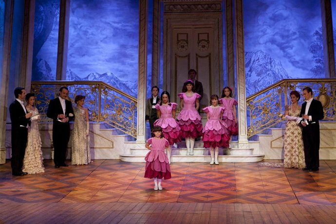 Una Escena Del Musical Sonrisas Y Lágrimas