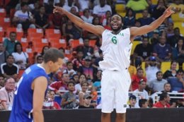 Iker Diogu, selección nigeriana de baloncesto