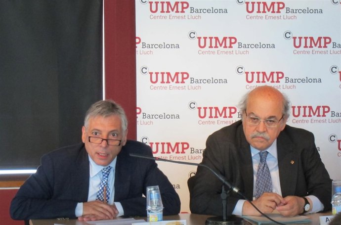 Manel Rosell (Fundación Catalunyacaixa) Y Andreu Mas-Colell