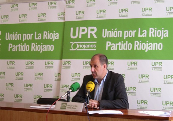 El Presidente Y Diputado De UPR-Riojanos, Miguel González De Legarra.