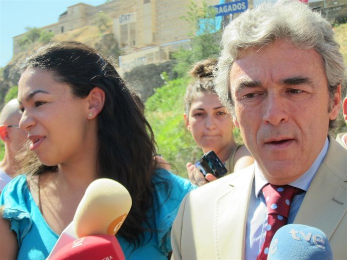 Esteban atiende a los medios