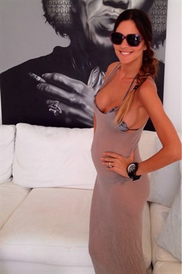 Romina Belluscio ya luce tripita de embarazada